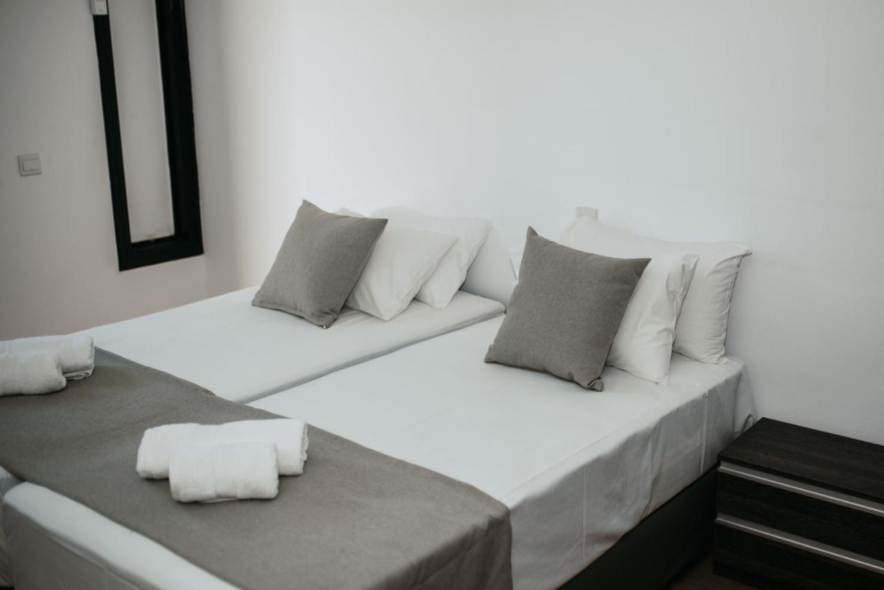 Ovis Hotel Apartments Айя Напа Екстериор снимка
