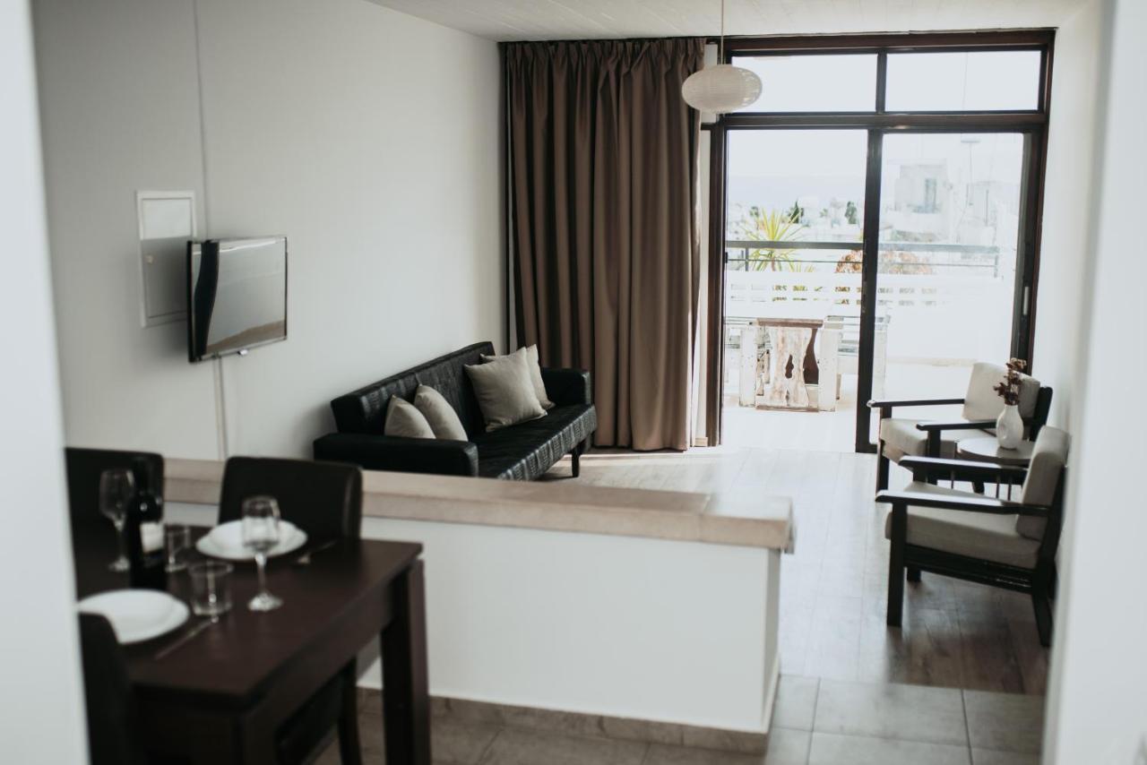 Ovis Hotel Apartments Айя Напа Екстериор снимка
