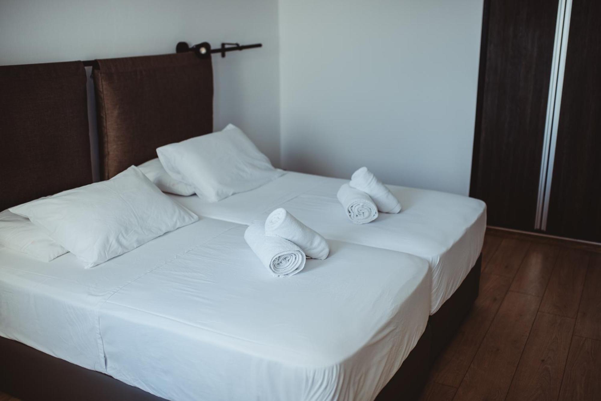 Ovis Hotel Apartments Айя Напа Екстериор снимка